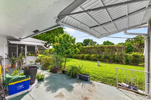 812 Meadowlark Lane, Delray Beach FL - photo 16 of 24