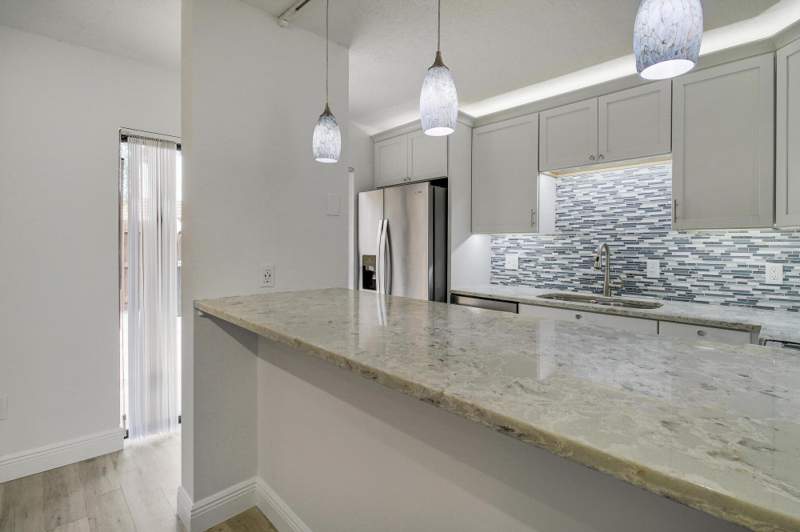 2 bedroom Townhouse at 825 Center Street #30b, Jupiter Plantation Ph II, Jupiter — photo 4