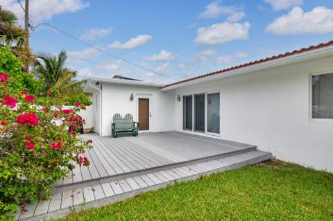 2607 Colgate Lane, Lake Worth Beach FL - photo 20 of 37