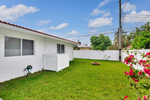 2607 Colgate Lane, Lake Worth Beach FL - photo 22 of 37