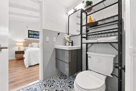 2536 Gulfstream Lane, Fort Lauderdale FL - photo 13 of 31