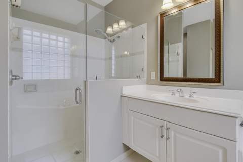 6815 SE Twin Oaks Circle, Stuart FL - photo 23 of 38