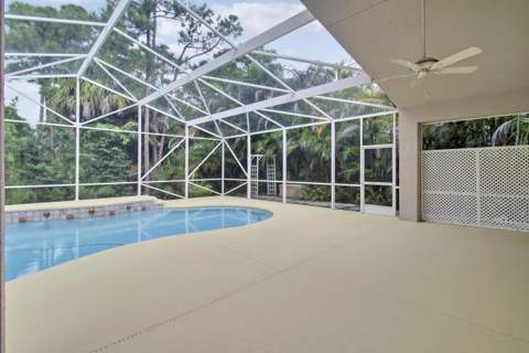 6815 SE Twin Oaks Circle, Stuart FL - photo 16 of 38
