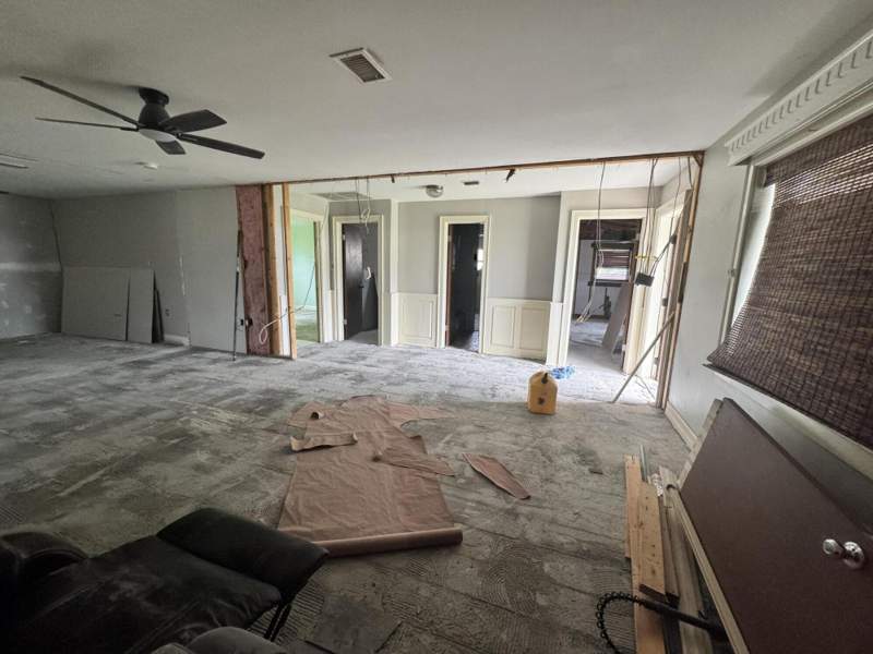 3 bedroom Single Family Residence at 2402 SE Stonecrop Street, Port St Lucie Section 18, Port St. Lucie — photo 2