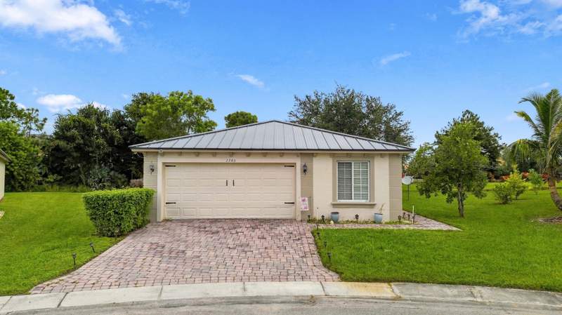 4 bedroom Single Family Residence at 1985 SW Marblehead Way, First Replat Of Portofino Isles, Port St. Lucie — photo 3