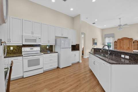 6802 Treves Way, Boynton Beach FL - photo 11 of 89