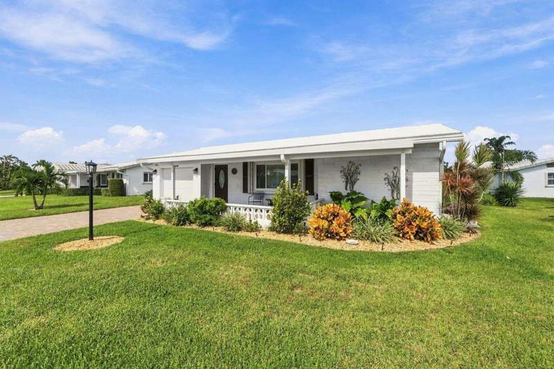 2 bedroom Single Family Residence at 1707 SW 18th Street, Palm Beach Leisureville Sec 10, Boynton Beach — photo 3