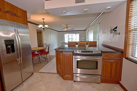 109 Wettaw Lane #101, North Palm Beach FL - photo 8 of 29