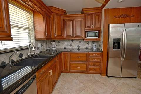 109 Wettaw Lane #101, North Palm Beach FL - photo 11 of 29