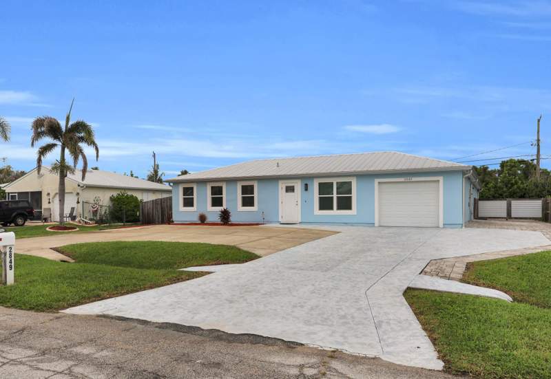 3 bedroom Single Family Residence at 2849 SE Nance Street, Port St Lucie Section 39, Port St. Lucie — photo 2