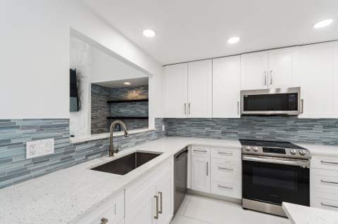 15 Tournament Boulevard, Palm Beach Gardens FL - photo 19 of 57