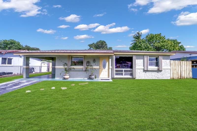 3 bedroom Single Family Residence at 1420 NW 33rd Terrace, Larkdale Unit 4, Lauderhill — photo 2