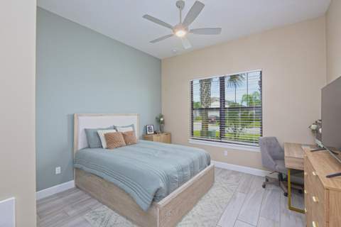 652 SE Boboli Way, Port St. Lucie FL - photo 12 of 81