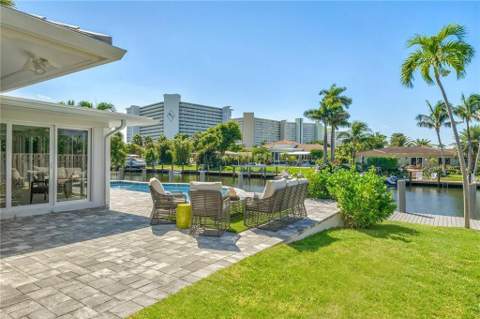 2630 Marion Drive, Fort Lauderdale FL - photo 16 of 39