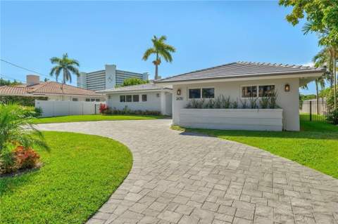 2630 Marion Drive, Fort Lauderdale FL - photo 8 of 39
