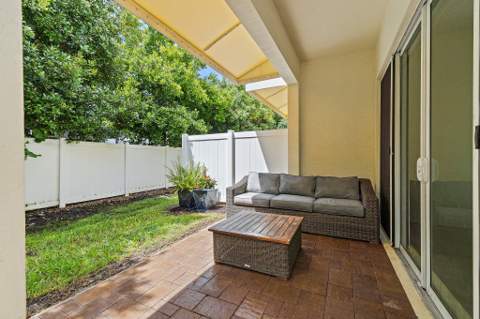 4920 Pointe Midtown Way, Palm Beach Gardens FL - photo 8 of 24