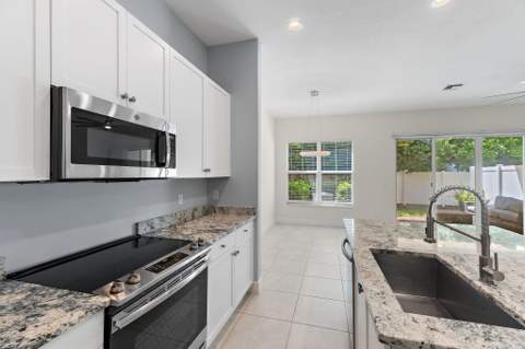 4920 Pointe Midtown Way, Palm Beach Gardens FL - photo 6 of 24