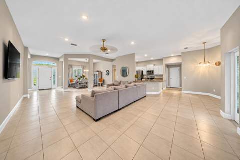8525 Waterstone Boulevard, Fort Pierce FL - photo 17 of 46