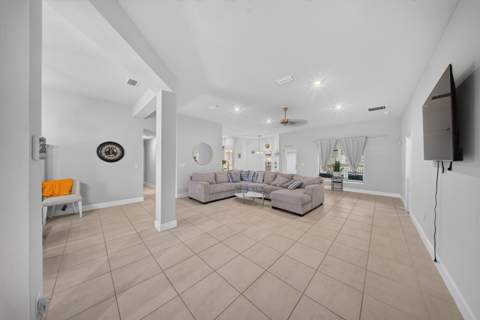 8525 Waterstone Boulevard, Fort Pierce FL - photo 15 of 46