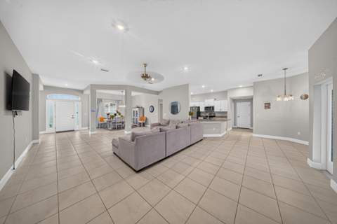 8525 Waterstone Boulevard, Fort Pierce FL - photo 16 of 46