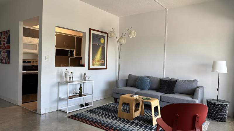 1 bedroom Condominium at 715 NW 30th Court #8, Wilton East Condo, Wilton Manors — photo 2