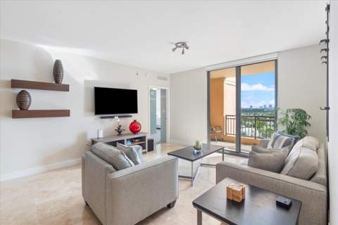 110 N Federal Highway #1214, Fort Lauderdale FL - photo 13 of 32