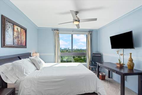 110 N Federal Highway #1214, Fort Lauderdale FL - photo 21 of 32