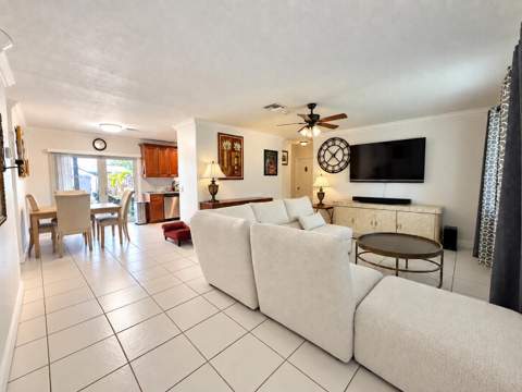 15 SW 13th Court, Deerfield Beach FL - photo 6 of 36