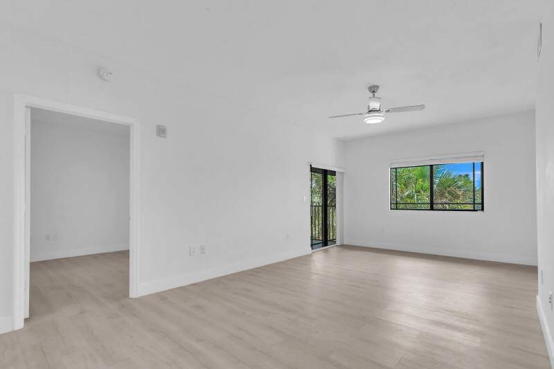 2 bedroom Condominium at 2916 Tuscany Court #302, San Matera The Gardens Condo, Palm Beach Gardens — photo 2