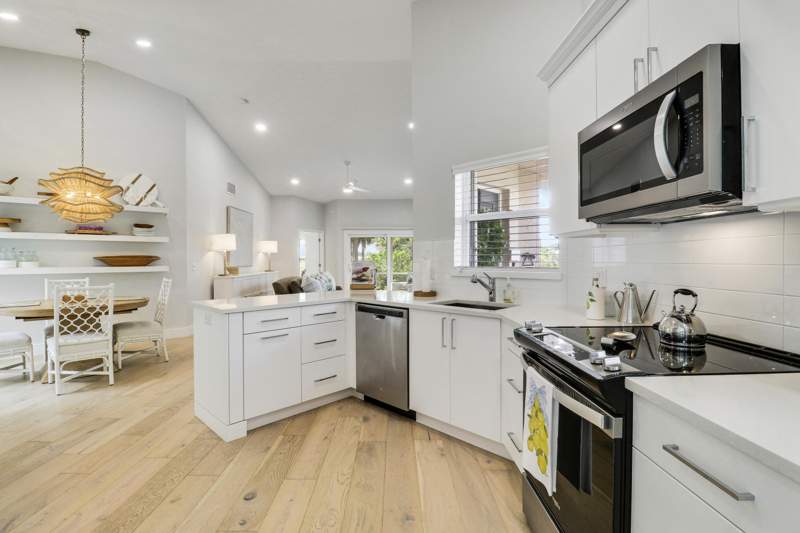 3 bedroom Villa at 2426 SW Foxpoint Trail, Monarch Country Club Aka Martin Downs Plat No 29, Palm City — photo 3