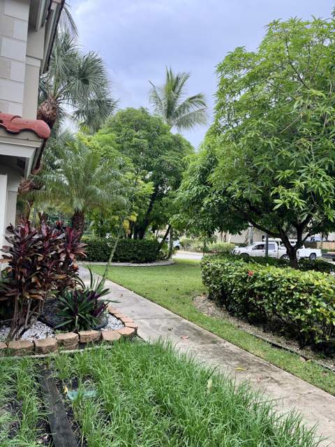 804 Summit Lake Drive, West Palm Beach FL - photo 12 of 23
