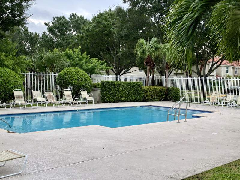 2 bedroom Townhouse at 804 Summit Lake Drive, Summit Lake, West Palm Beach — photo 4