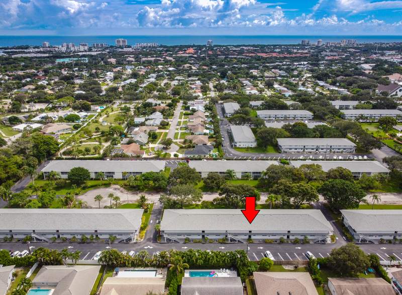 2 bedroom Condominium at 8 Garden Street #205R, Tequesta Garden Condo No 7, Tequesta — photo 2