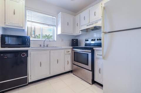 8 Garden Street #205R, Tequesta FL - photo 14 of 25