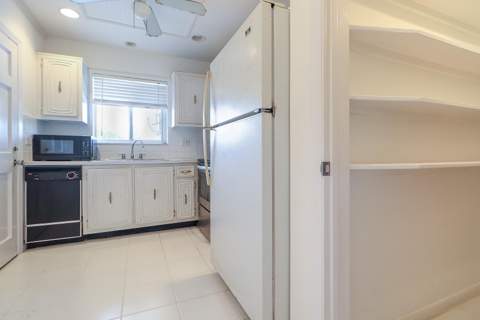 8 Garden Street #205R, Tequesta FL - photo 15 of 25