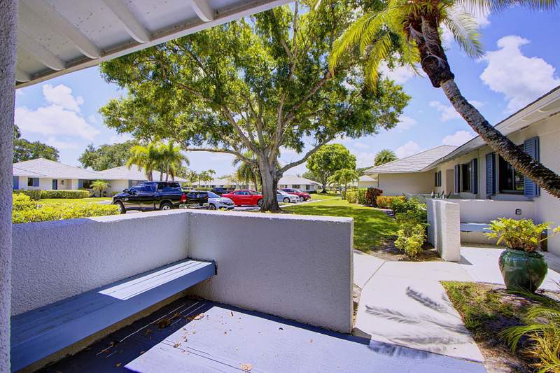 2 bedroom Villa at 106 Club Drive, PGA Club Cottages, Palm Beach Gardens — photo 4