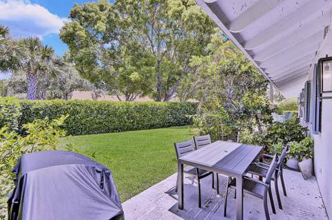 106 Club Drive, Palm Beach Gardens FL - photo 18 of 22