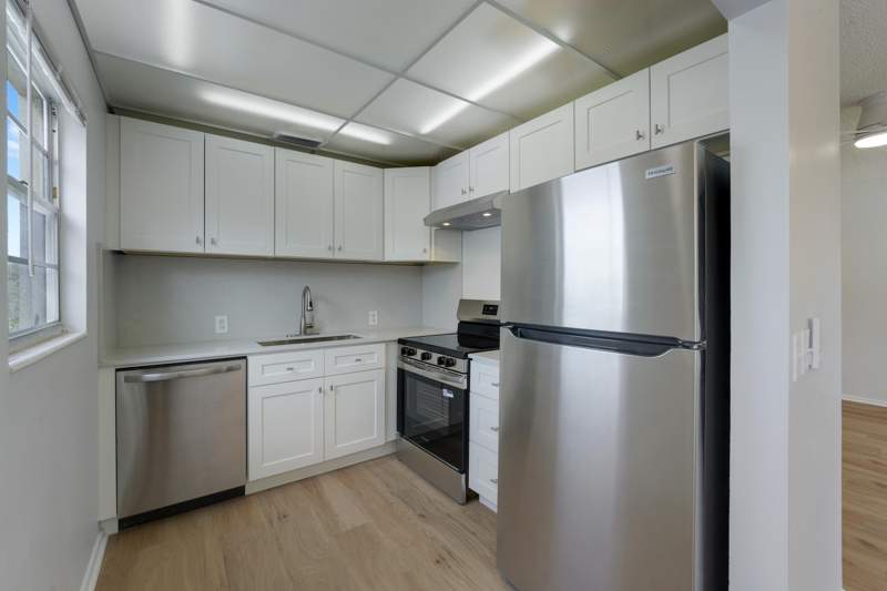 2 bedroom Condominium at 290 Dorset G, Dorset At Century Village Condo, Boca Raton — photo 2
