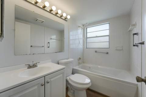 290 Dorset G, Boca Raton FL - photo 12 of 20