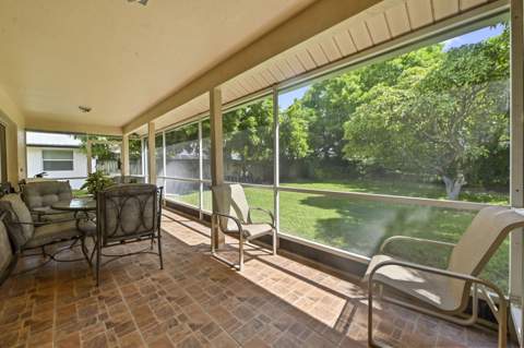 203 Ponce de Leon Street, Royal Palm Beach FL - photo 21 of 34