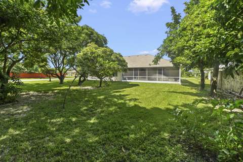 203 Ponce de Leon Street, Royal Palm Beach FL - photo 23 of 34