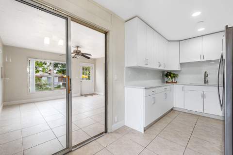 719 Summit Boulevard, West Palm Beach FL - photo 24 of 31