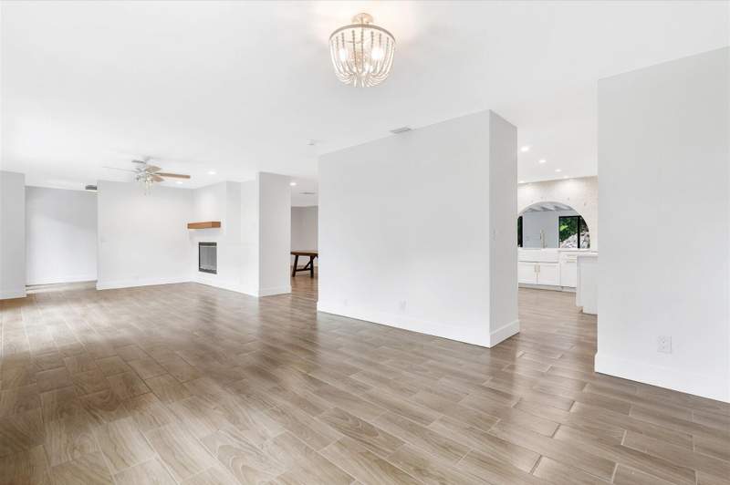 4 bedroom Single Family Residence at 10751 SW 25th Street, Martha Bright Farms, Davie — photo 5