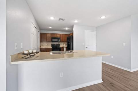 474 NE Mainsail Street, Port St. Lucie FL - photo 8 of 28