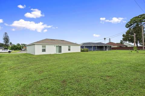474 NE Mainsail Street, Port St. Lucie FL - photo 21 of 28