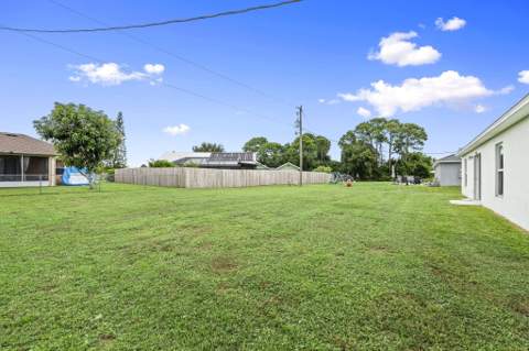 474 NE Mainsail Street, Port St. Lucie FL - photo 23 of 28