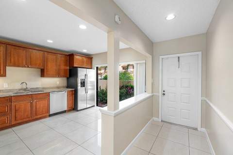 22068 Las Brisas Circle, Boca Raton FL - photo 9 of 41