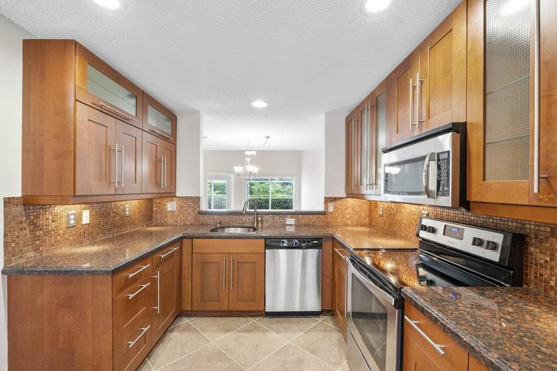 3 bedroom Townhouse at 7374 NW 61st Terrace, Parkland Terraces, Parkland — photo 4