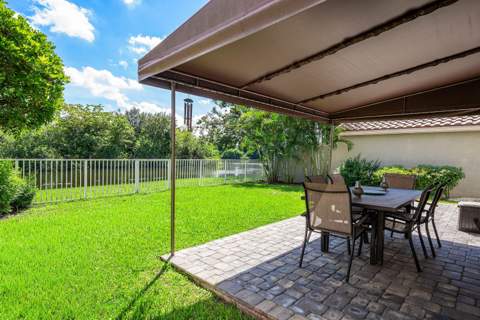 10378 Buena Ventura Drive, Boca Raton FL - photo 7 of 70