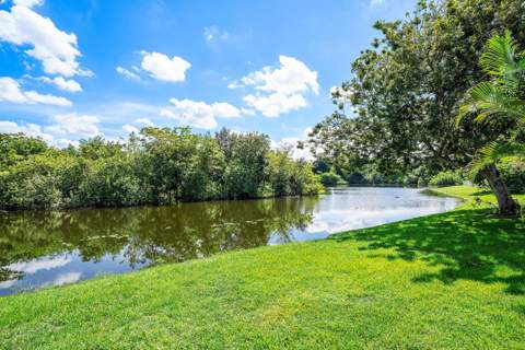10378 Buena Ventura Drive, Boca Raton FL - photo 8 of 70